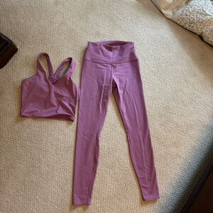 Alo yoga leggins (didn’t fit)